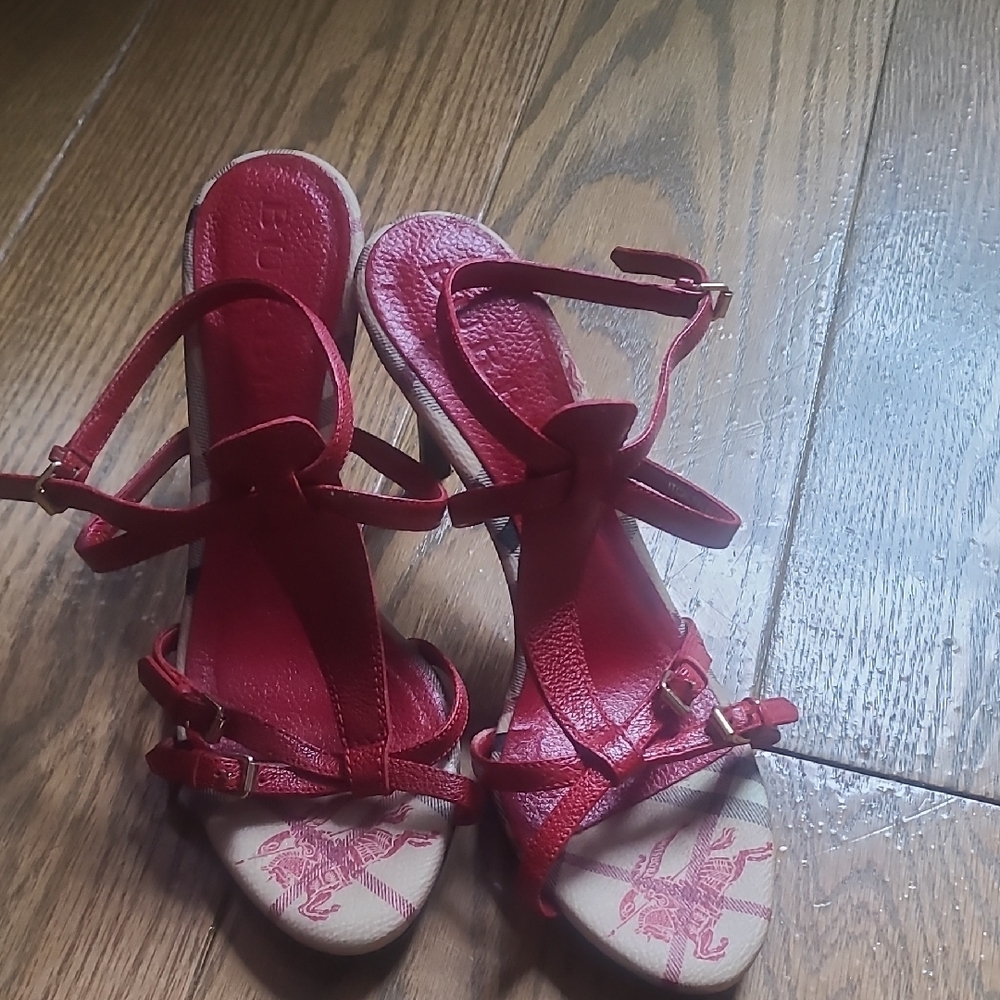 Burberry Elegant Red Strappy Women's Sandals